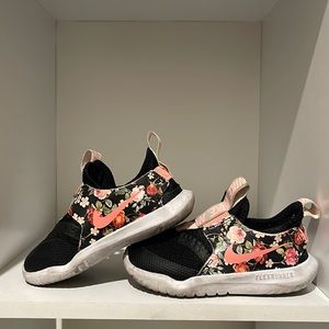 Nike Flex Runner Toddler size 8C